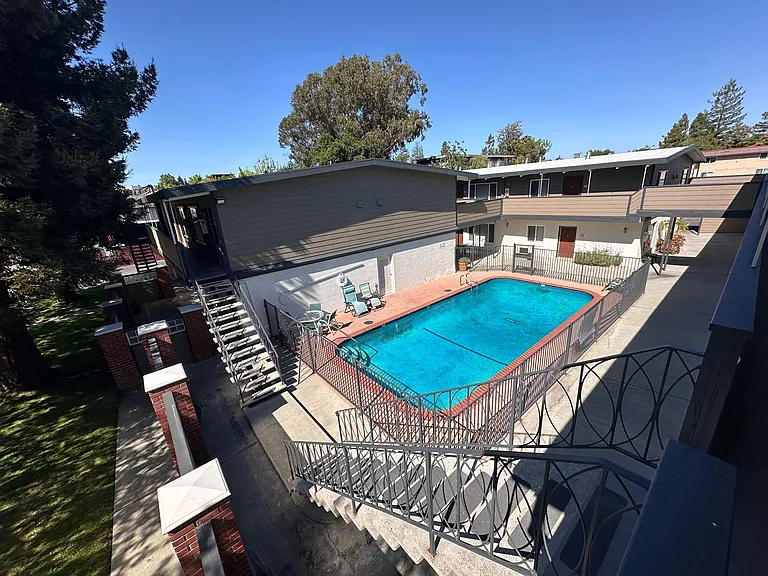 Park Rich Apartments — Photo 11