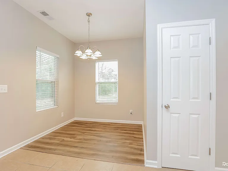 2136 Pine Glen Ct — Photo 6