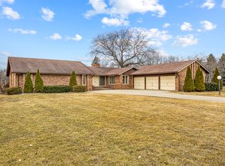 13 Lexington Rd, South Barrington, IL 60010