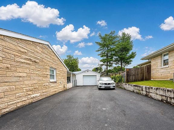 4th image of 3006 Lynnwood Dr