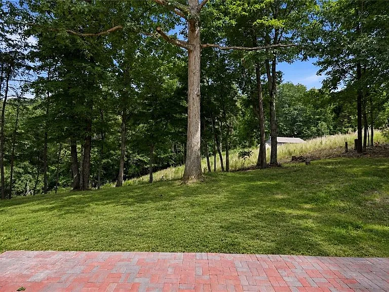26 Ridgeview Ct — Photo 17