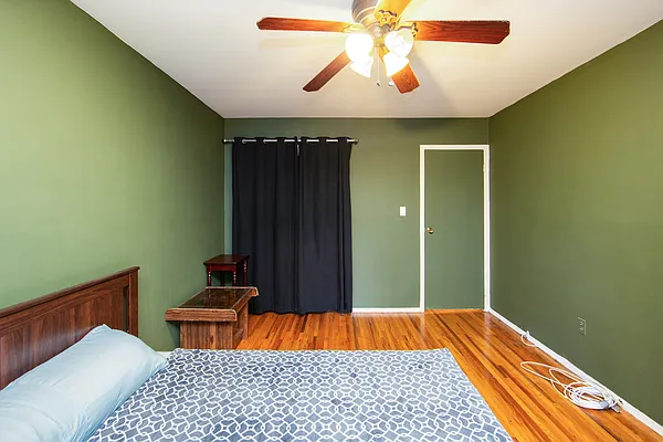 Rented by Mdrn Residential | media 8