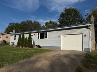 (Undisclosed Address), Davisville, WV 26142