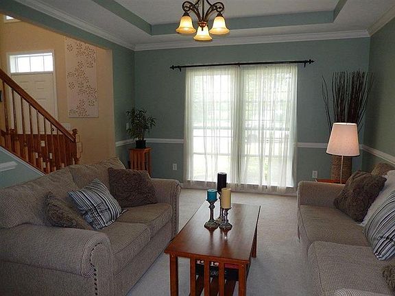 4th image of 5108 Parkvalley Ct