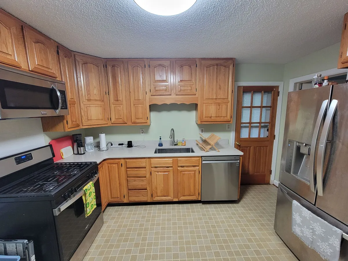 Building Photo - 1304 Gracewood Dr