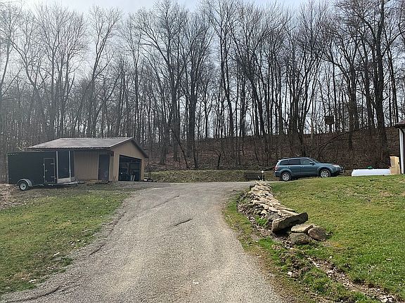 4th image of 3021 Montgomery Rd NE