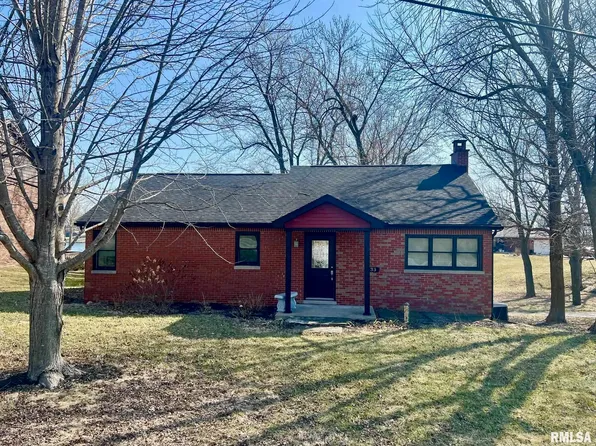 133 N Shore Dr, Petersburg, IL 62675