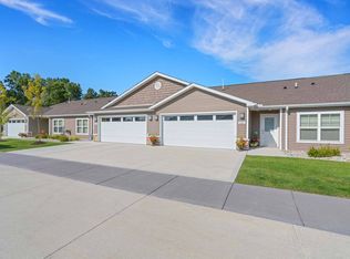 Redwood Merrillville, Merrillville, IN 46410