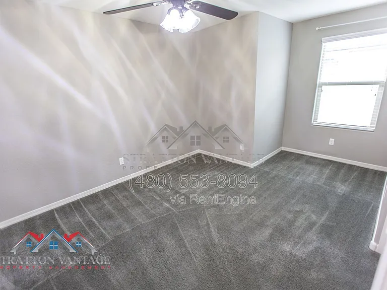 11689 N 166th Dr — Photo 37