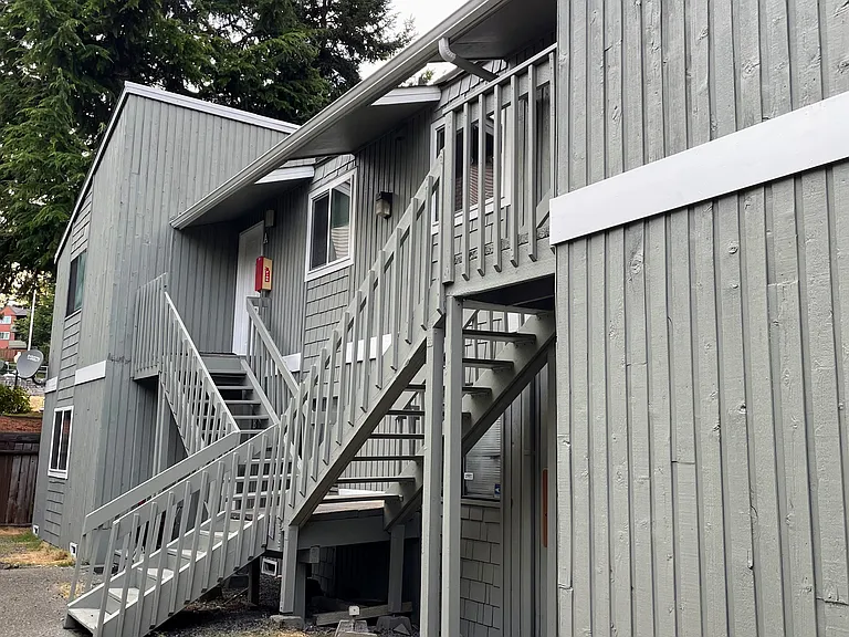 15409 42nd Ave S #A — Photo 9
