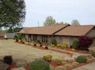 103 Azure Hills Dr, Van Buren, AR 72956