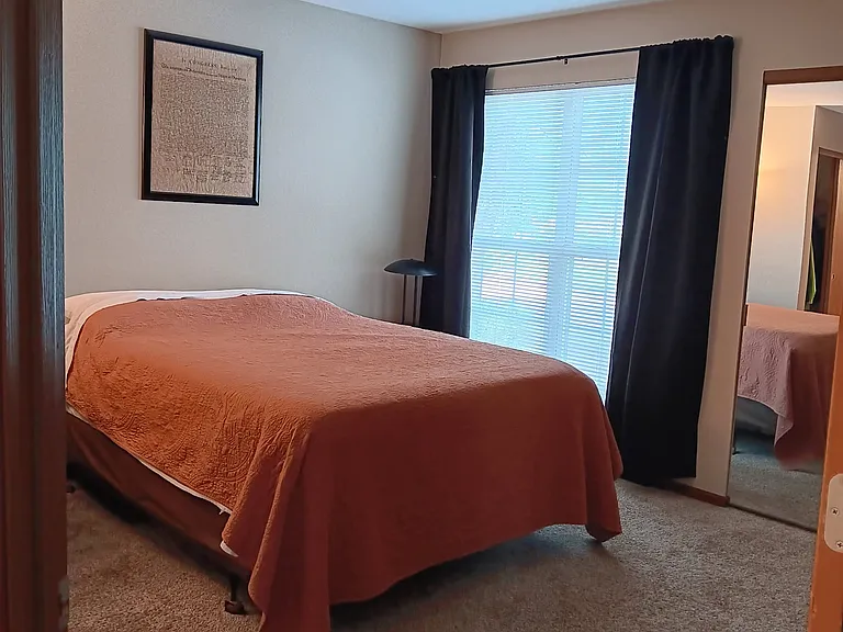 1045 Talbots Ln — Photo 10