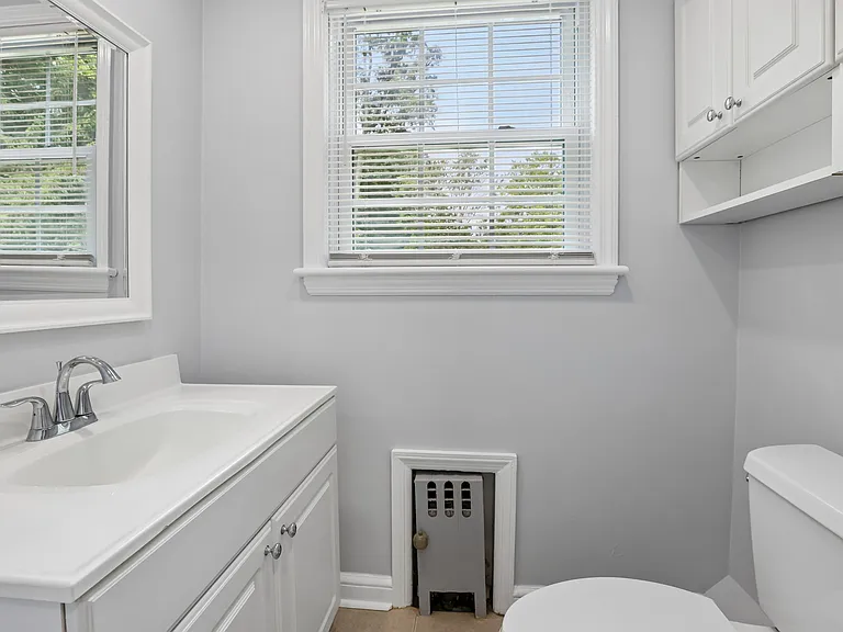 30 Kinderkamack Rd — Photo 10