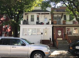 8062 88th Rd, Woodhaven, NY 11421