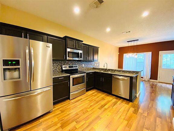 2nd image of 131 Southlake Dr