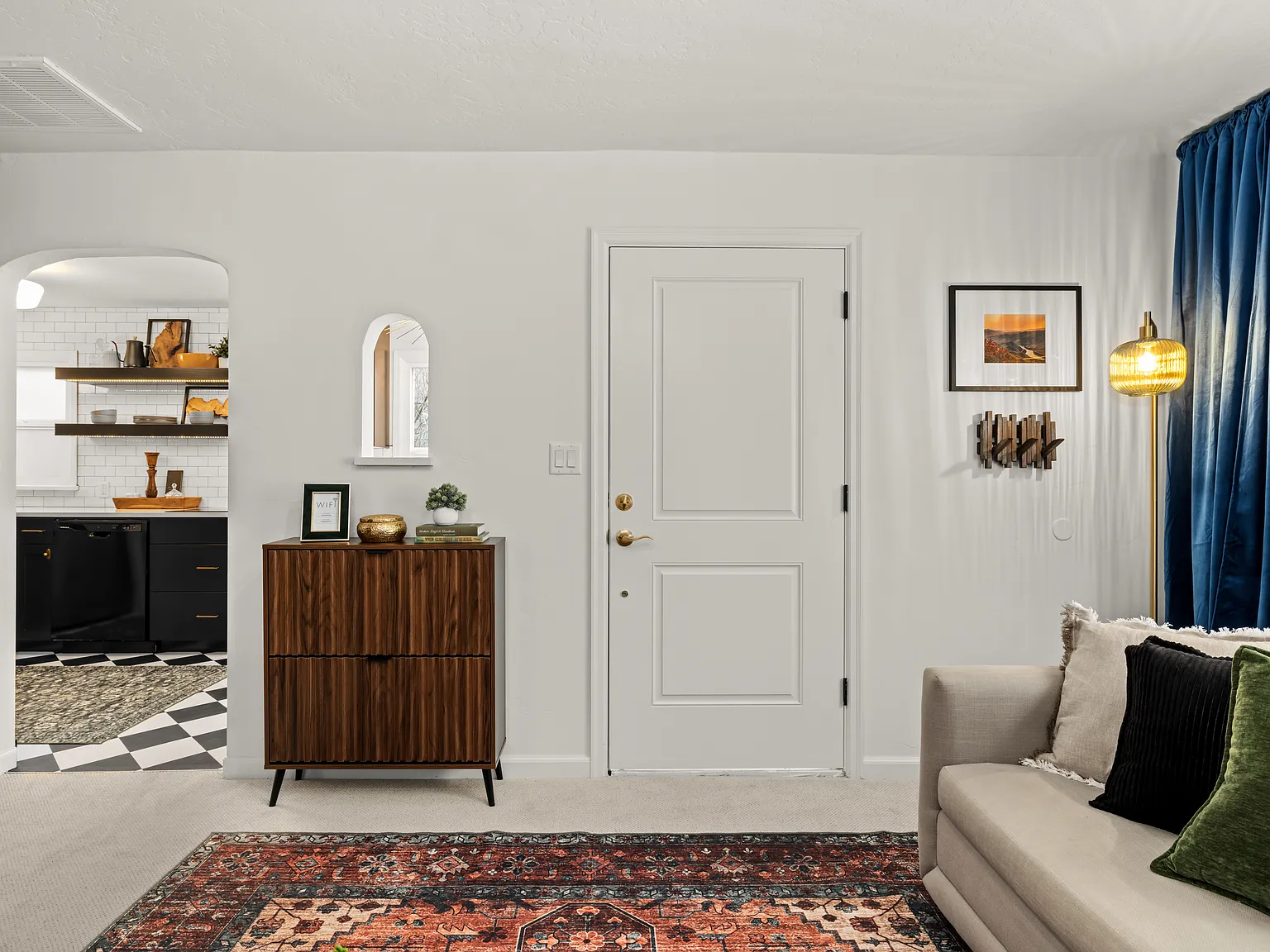 2 bed, 800 sqft, $2,675 — Photo 3