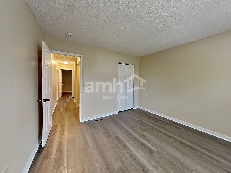 5691 Levi Kramer Blvd — Photo 11