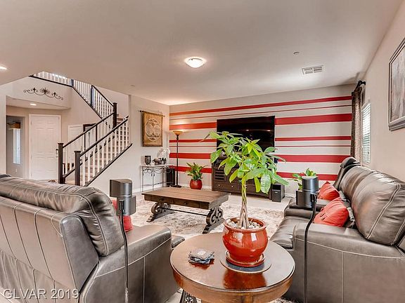 5th image of 1545 Point Vista Ave