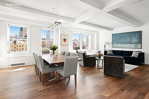 Sold by Sotheby's International Realty | media 17