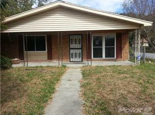 2122 Adams Ave, Savannah, GA 31405