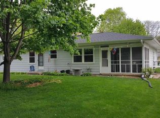 4905 S Hill Dr, Madison, WI 53705