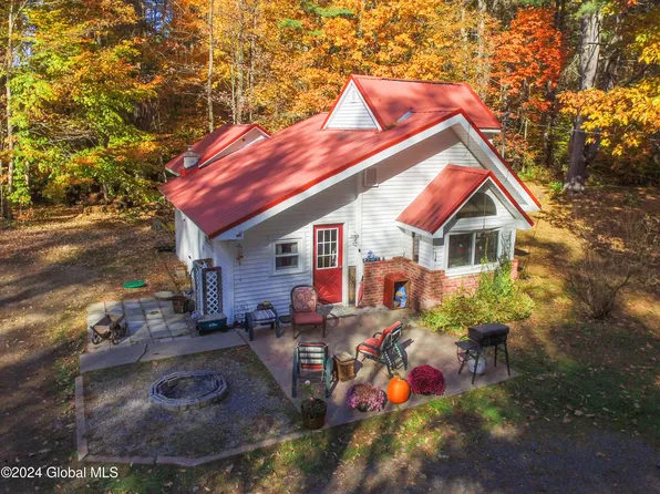115 Cook Lane, Gloversville, NY 12078