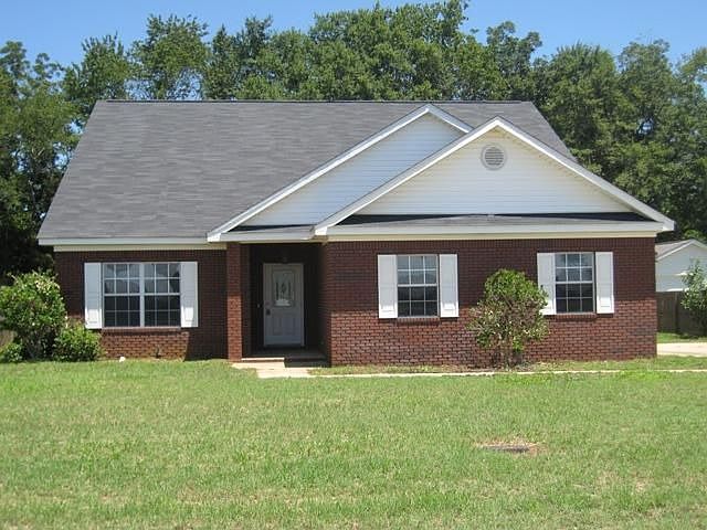 2nd image of 122 Sweetwater Dr