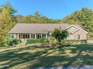 117 Cooper Rd, Tallassee, TN 37878