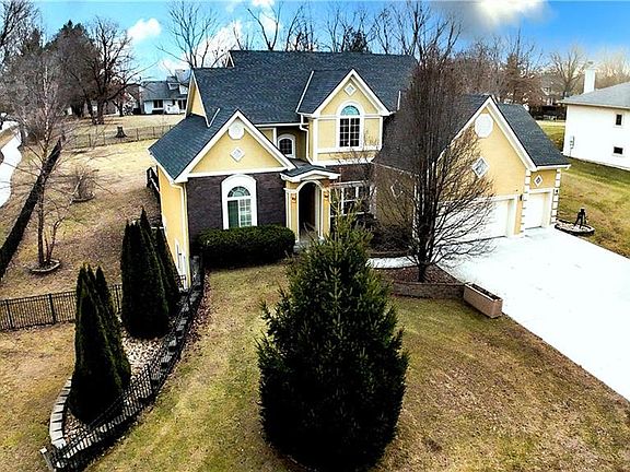 2nd image of 4912 Corinth Dr