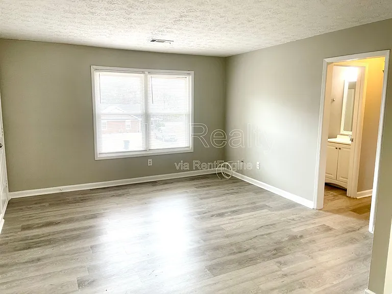 133 Appleton Blvd #C — Photo 9