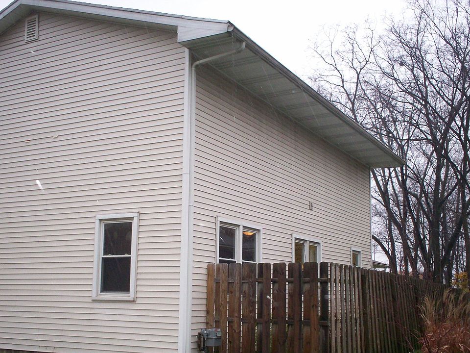 2nd image of 109 Theo Ave