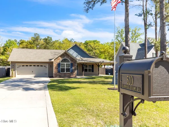 510 Hammond Farms Road, Hope Mills, NC 28348