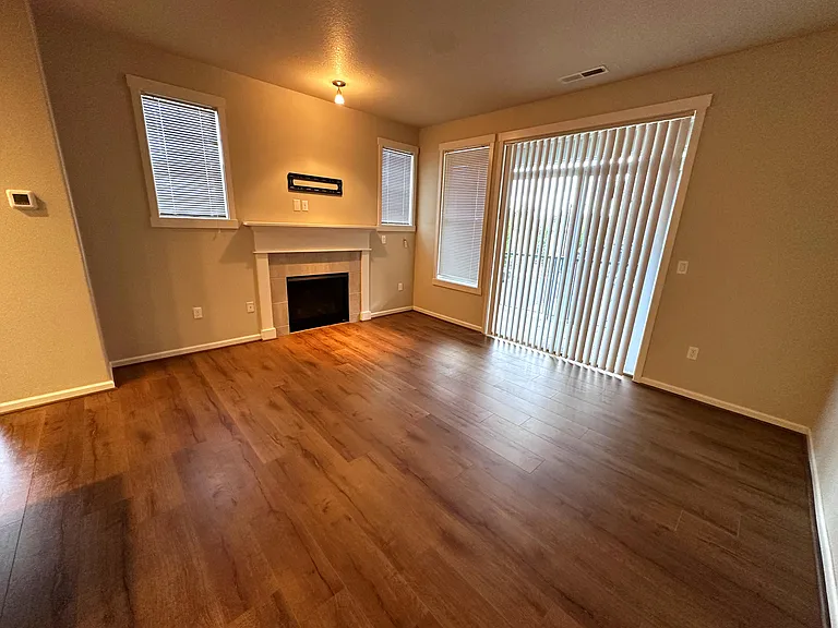 119 NE 80th Ave — Photo 6