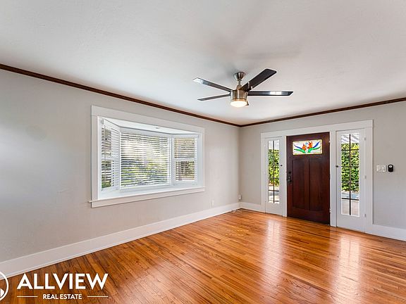3rd image of 2474 Santa Ana Ave