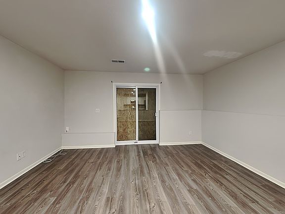 4th image of 3924 Park Ave