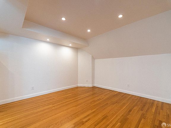 4th image of 2854 Jackson St