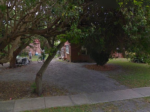4th image of 1915 18th Ave