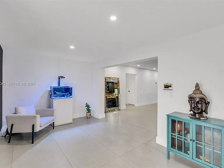 11220 SW 181st Ter — Photo 4