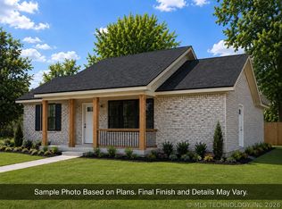 1102 W Mulberry St, Durant, OK 74701