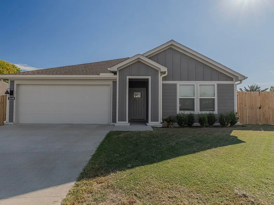 2638 N Snowball Dr