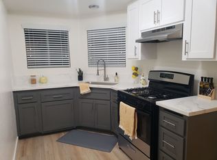 1370 San Juan St #D, Tustin, CA 92780