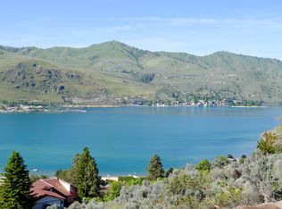 822 W Golf Course Dr, Chelan, WA 98816