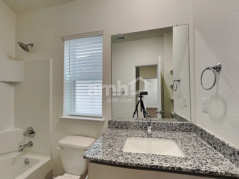 360 Aspen Waters — Photo 16