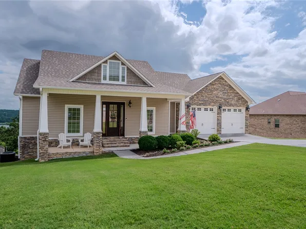 87 Valley View Dr W, Russellville, AR 72802