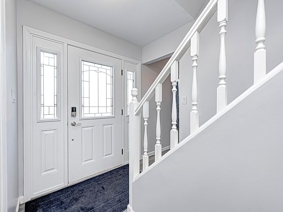 2nd image of 555 Hyannis Dr