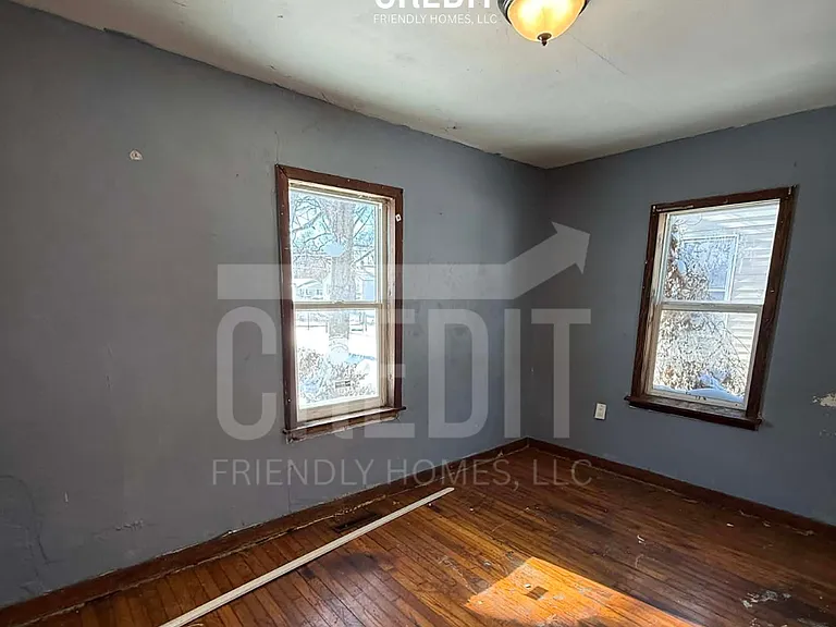 1305 E Whitmer St — Photo 7
