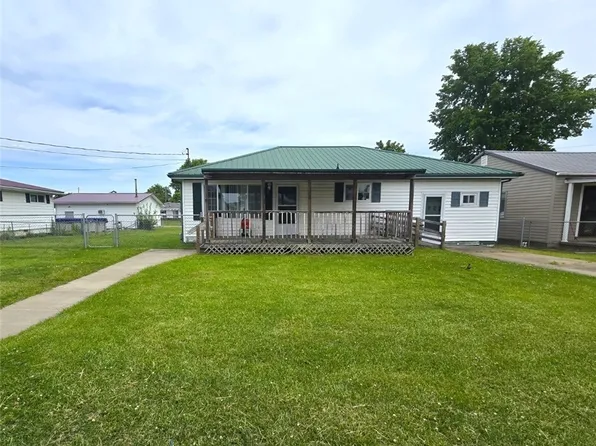 2411 Fairfax St, Parkersburg, WV 26101