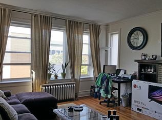 3749 W George St APT 1, Chicago, IL 60618