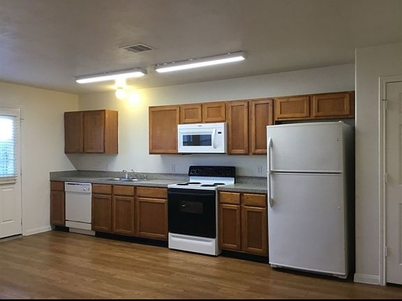 5th image of 19418 Dry Canyon Ct