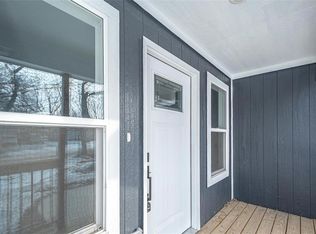 1127 N Sycamore St, Ottawa, KS 66067